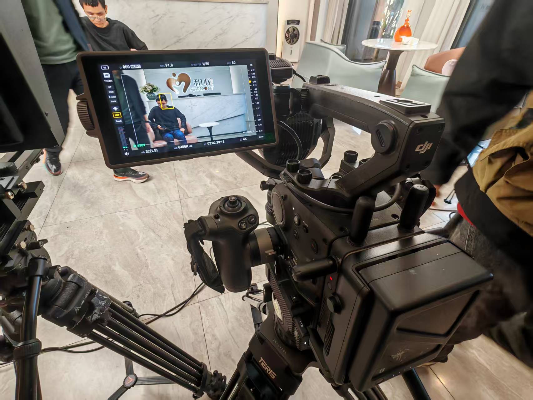 和悦广告片现场跟拍花絮照片